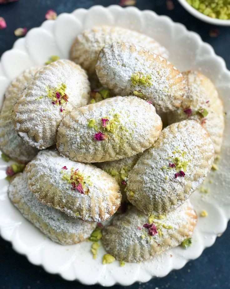 Maamoul Cookies with Pistachio
